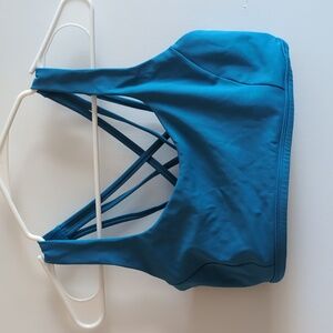 Lululemon Free to Be Sports Bra